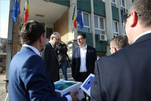 Minority SafePack: iktatta az aláírásokat a nemzeti hatóságnál az RMDSZ