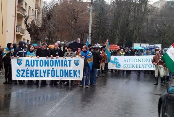 Elutasította a képviselőház az SZNT autonómiatervezetét