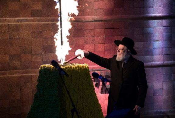 Holokauszt-nap: Izraelben két percre megállt az élet