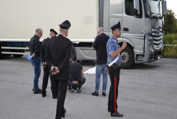 Újabb romániai kamionos vesztette életét külföldön