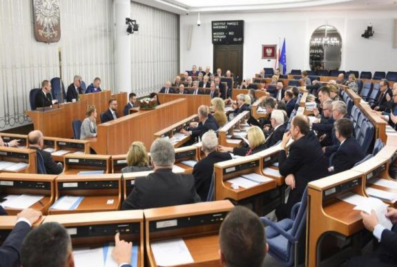 Magyarország szövetségese is eleget tett Brüsszel akaratának