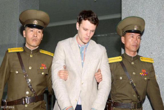 Észak-Korea elengedett három amerikai foglyot