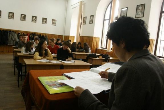 Fellélegezhetnek a vidéki magyar iskolák, óvodák: több törvénymódosítás is nekik kedvez