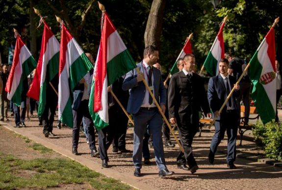 Szombaton kiderül, hogy ki lesz Vona Gábor utódja a Jobbik élén