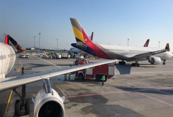 Összeütközött két repülőgép Isztambulban