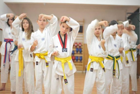 Harcművészettel nevelik önbizalomra a csíki gyerekeket