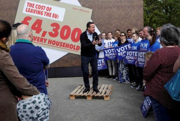 Ennyit buknak a brit háztartások a brexit miatt