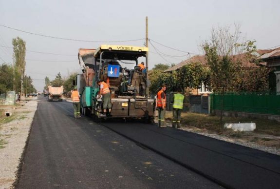 Több pénzt fordít a megyei utak kátyúzására a Maros Megyei Tanács