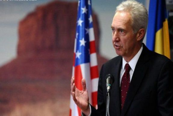 Megerősítette a román külügyminiszter: az USA visszahívja bukaresti nagykövetét