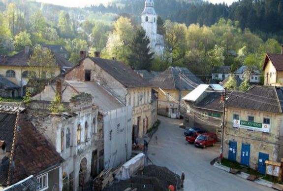 FRISSÍTVE: Verespatak: elhalasztotta a védett műemlékek listájára való felvételt a világörökségi bizottság