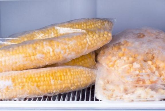 Gyorsfagyasztott kukoricától betegednek meg Európa-szerte