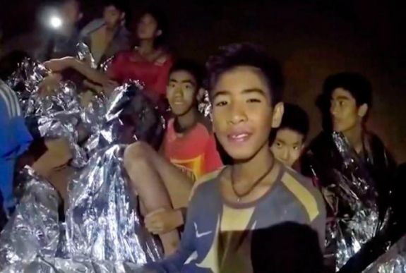 A napokban eldől a barlangban rekedt thai gyerekek sorsa