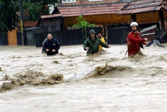 Három megyére terjesztették ki a legmagasabb árvízkészültséget