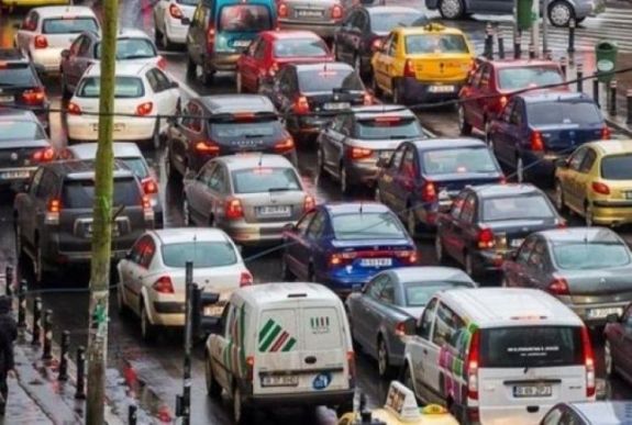 Januártól kitiltják ebből a nagyvárosból a régebbi dízelautókat