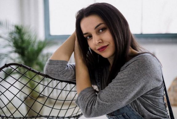 Jótékonysági szépségversenyen képviseli Magyarországot a gyimesközéploki Blága Tünde