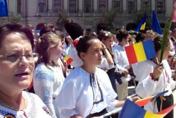 Székelyföldi románok fóruma: ne hirdesse ki Johannis a közigazgatási törvénykönyvet