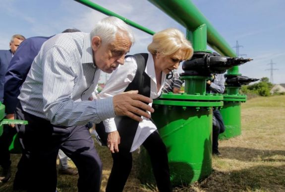 Bakit bakira halmoznak a Dăncilă-kormány tagjai