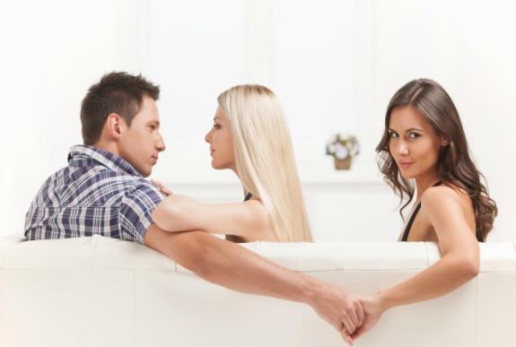 Egy felmérés szerint ezt tartják megcsalásnak az emberek