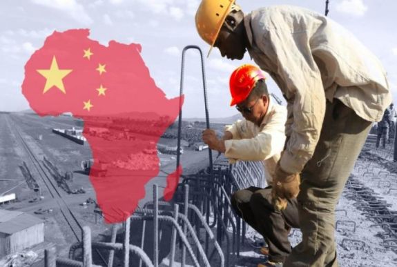 Hatalmas összegeket fektet be Kína Afrikába – mi lehet emögött?
