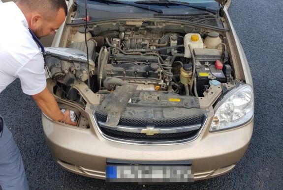 Magyar cigarettacsempész bukott le Nagylaknál