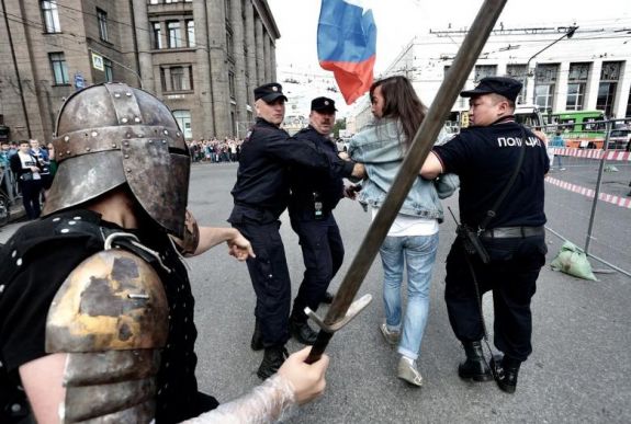 Oroszország: felszámolta a tüntetéseket a rendőrség