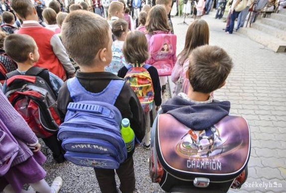 Háromszéken kevesebb diák kezdi a tanévet, mint tavaly