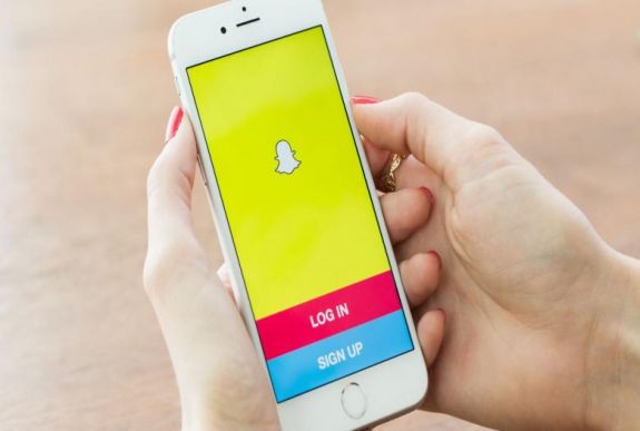 Az új úr a Snapchat, a Facebook a múlté