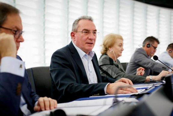 Winkler Gyula: teljes Kelet-Európával szemben kettős mérce van az Európai Parlamentben