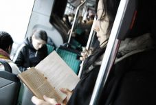 Ingyen utazhat Kolozsváron, aki könyvet olvas