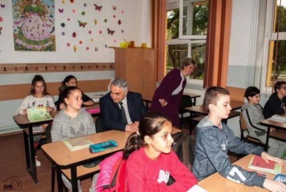 Volt tanügyminiszter: veszélyben van a román nyelv a kisebbségi oktatásban