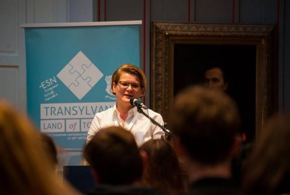 Végre kiderülhet, hogy miért tartotta megfigyelés alatt Horváth Annát a SRI