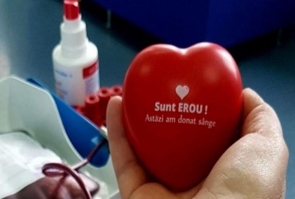 SMS-ben bátorítanák a véradást