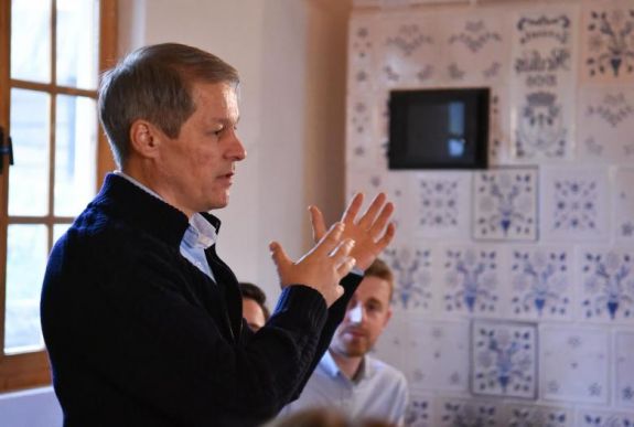 Keményet üzent Hegedüs Csilla a Székelyföldön tartózkodó Dacian Cioloșnak