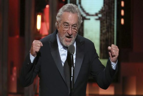 Robert de Niro is kaphatott bombát