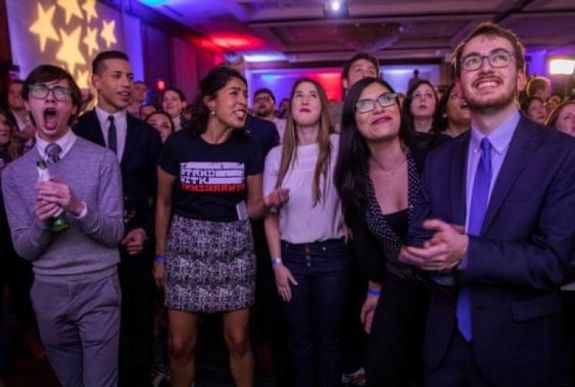 Amerikai választások: a képviselőház a demokratáké, a szenátus a republikánusoké