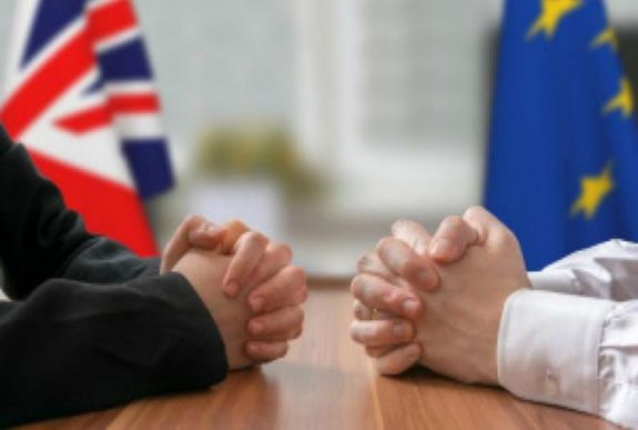 Brexit: kérdéses, hogy az észak-írországi unionisták támogatják-e a tervezetet