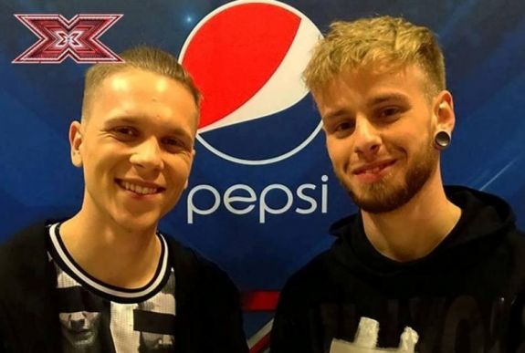 „Nagyon nagyok vagytok!” – továbbjutott az X-Faktorban a két kolozsvári fiú