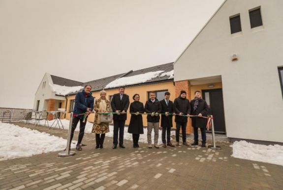 Orvosi szolgálati lakásokat adtak át Csíkszeredában