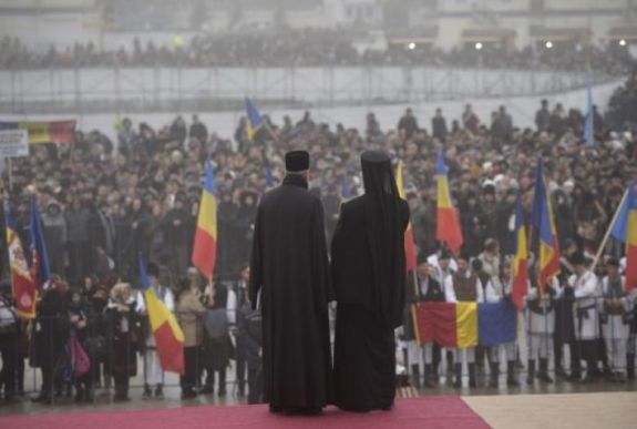 Felszentelték a Nemzet Megváltásának Katedrálisát, hívek tízezrei vettek részt