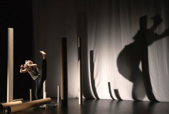 Ayumi Toyabe japán táncművész lép fel Sepsiszentgyörgyön