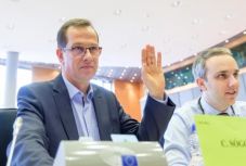 A nemzeti és etnikai kisebbségek védelméről szavazott az Európai Parlament