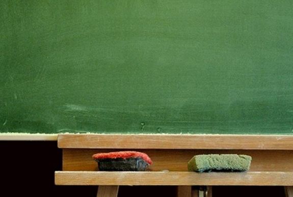 Így módosítaná az oktatási törvényt az RMDSZ