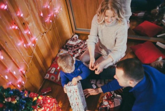 Kádár Annamária pszichológus: bántó, ha egy közelállótól személytelen ajándékot kapunk