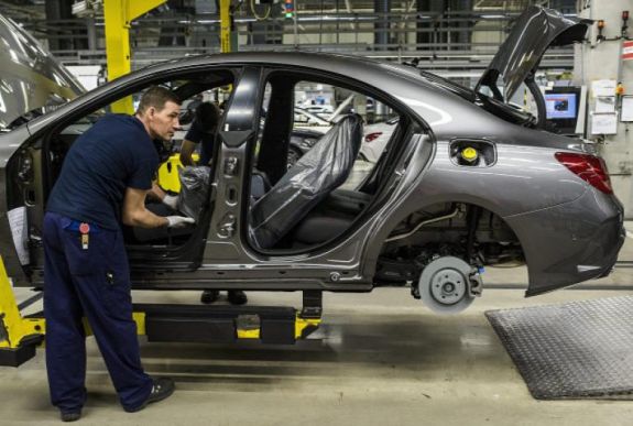 Romániában csökkent, az EU-ban nőtt a foglalkoztottak száma 