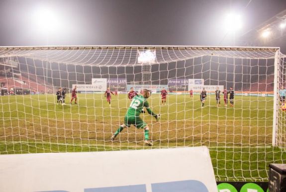 Liga 1: pazar erdélyi rangadón osztozkodott a pontokon a CFR és a Gaz Metan