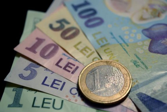 Ismét módosították a dátumot: most már ekkor csatlakozhatunk az euróövezethez