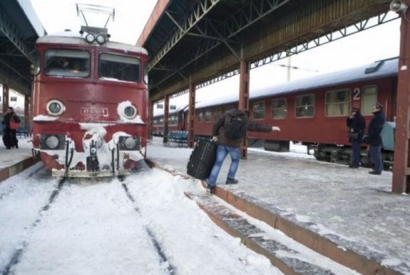 Több helyen elakadt a vasúti forgalom a havazás miatt
