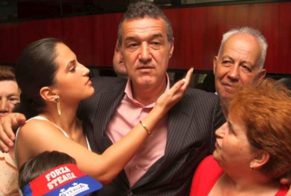 Elgurult Gigi Becali pirulája, amikor a női labdarúgásról kérdezték