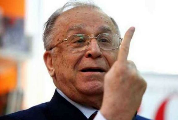 Iliescu: pontról pontra teljesítettük a forradalom programját