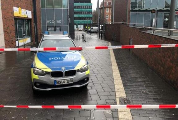 Gyalogosok közé hajtott egy autós Németországban szilveszter éjjel